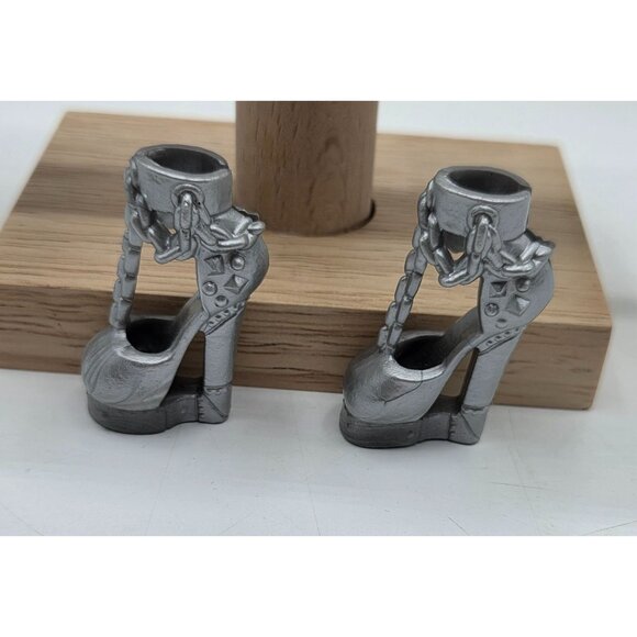 Monster High Spectra Vondergeist Picture Day Silver Heels Shoes Only - Picture 4 of 5